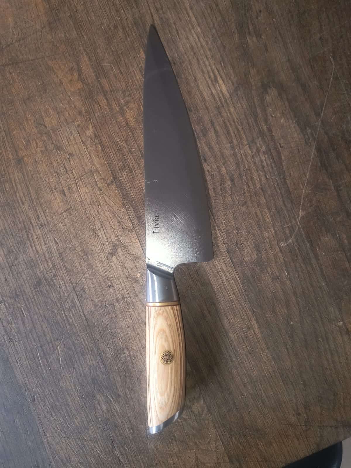 Kuchynský nôž Livia po profesionálnom brúsení v OstréNože.sk